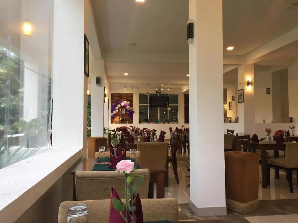 Kandy Rivers Edge Nature Resort Sri Lanka